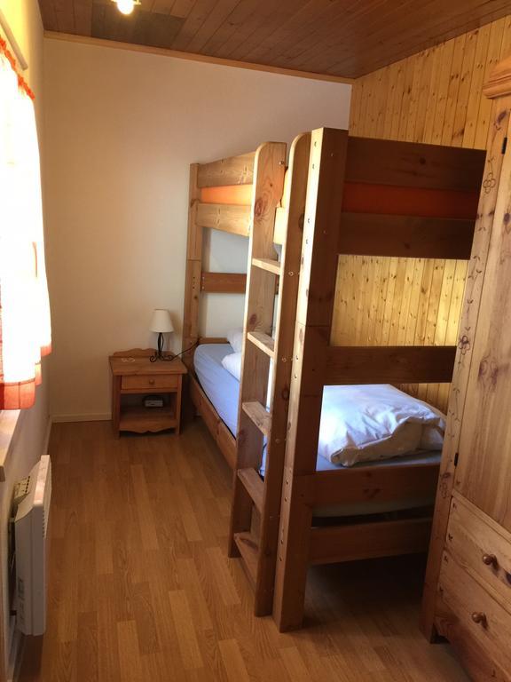 Le Central - Chambres D'Hote Grone Phòng bức ảnh
